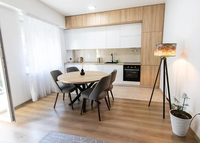 Sani Lux Apartment